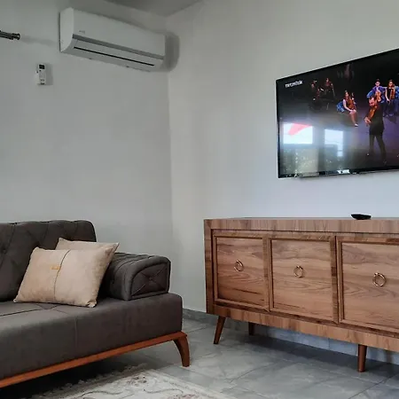 Family Apartment *